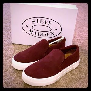 Brand New Steve Madden Gills